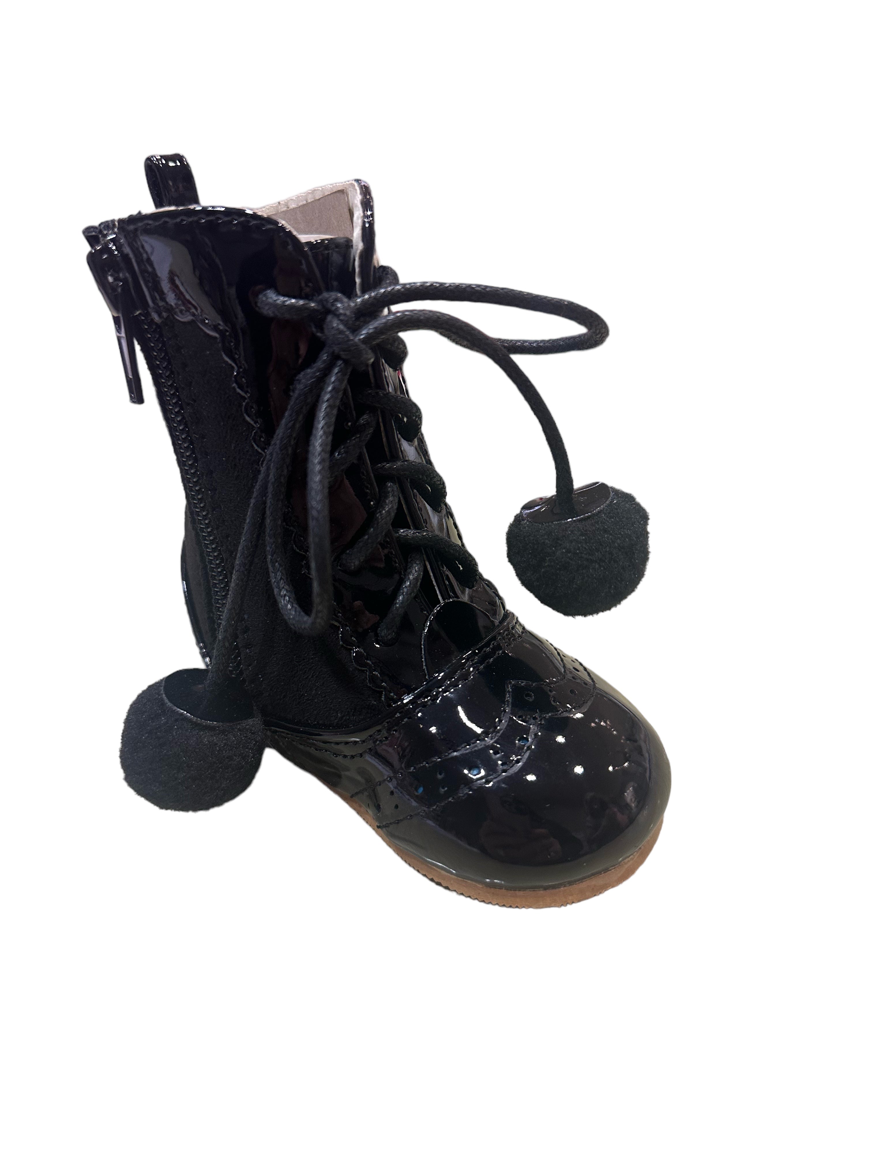 Pom Pom Boots